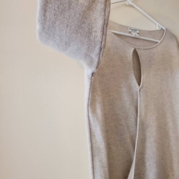 Club Monaco Cashmere Faux Wrap Top Size Medium - Picture 3 of 14